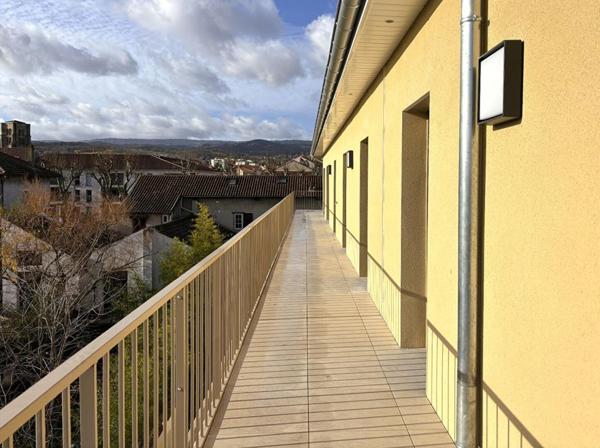 MONTBRISON 42600 Appartement neuf (jamais habité) 126 m² habitables 3 chambres, garage, place de parking