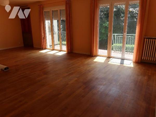 Maison à Vendre à Cesson-Sévigné (35510) en Ille-et-Vilaine (35)

Cette maison dispose d'une ...