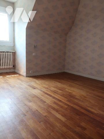 Maison à Vendre à Cesson-Sévigné (35510) en Ille-et-Vilaine (35)

Cette maison dispose d'une ...