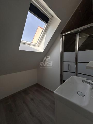 Maison Poissy 5 pièce(s) 98.30 m2 Loyer 1 900 €/mois **  - Référence  9249