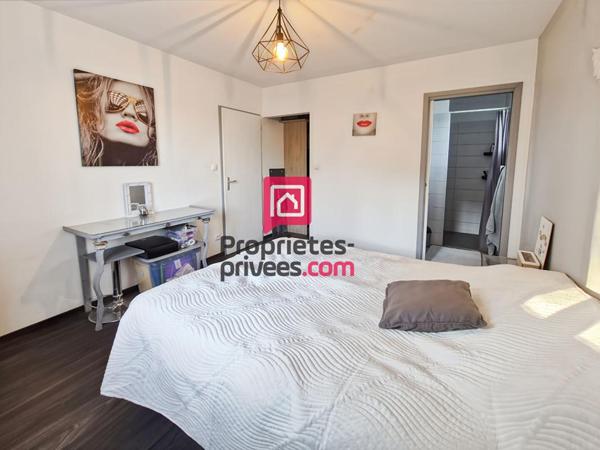 Maison contemporaine 107 m2 - 4 chambres - Piscine - Secteur Calme