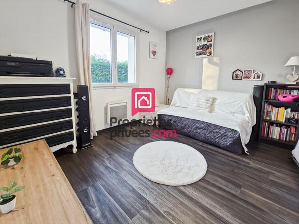 Maison contemporaine 107 m2 - 4 chambres - Piscine - Secteur Calme