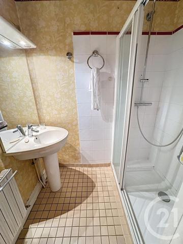 Appartement F6 à vendre  7 pièces - 184,35 m2 LYON - 69007