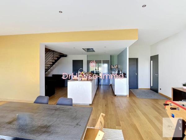 Maison à vendre 8 pièces de 200 m²