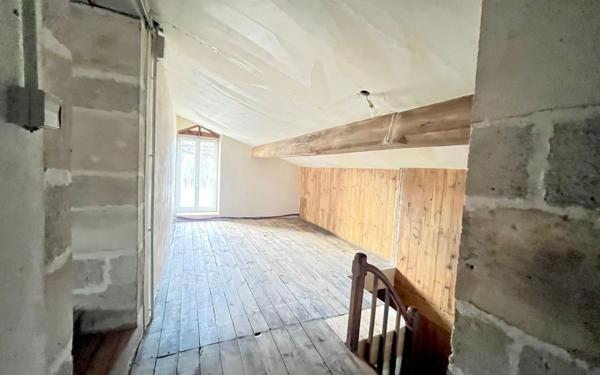 Maison à vendre    5 pièces •  Annepont