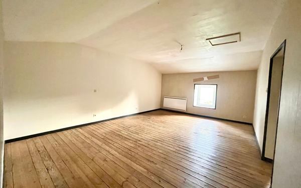 Maison à vendre    5 pièces •  Annepont