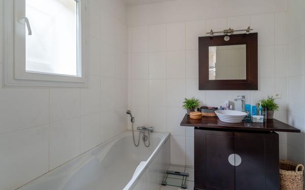 Maison à vendre    5 pièces •  Biscarrosse