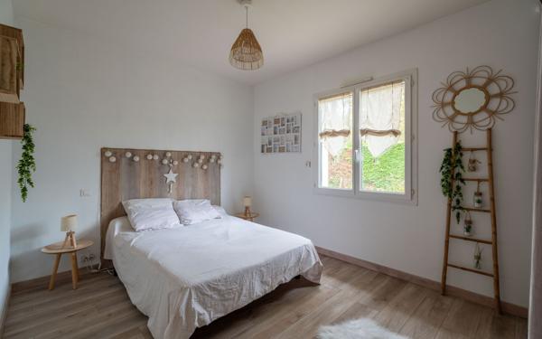 Maison à vendre    5 pièces •  Biscarrosse