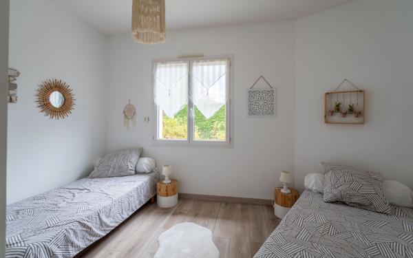 Maison à vendre    5 pièces •  Biscarrosse