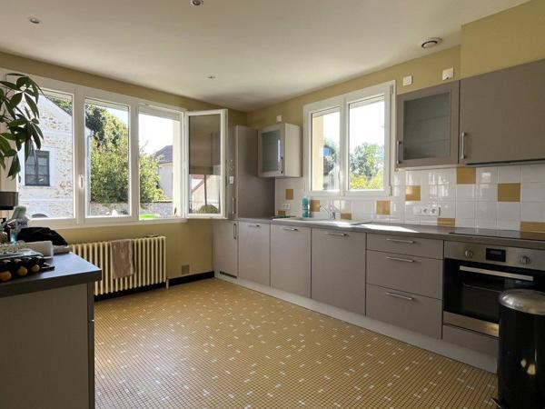 Maison à louer 1 500 € CC Les Alluets-le-Roi 5 p 97 m² DPE D