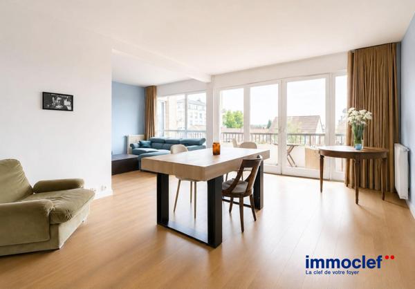 Vente Appartement 104m 2 - 3 chambre(s) - Marcq-en-Baroeul, • Réf. VA1996