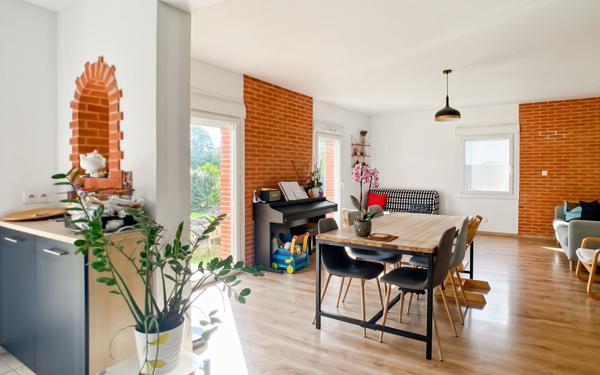 Appartement à vendre    4 pièces • 98,76 m2 Quint-Fonsegrives