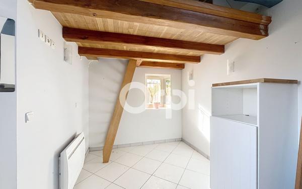 Appartement à louer    1 pièce •  Compiègne