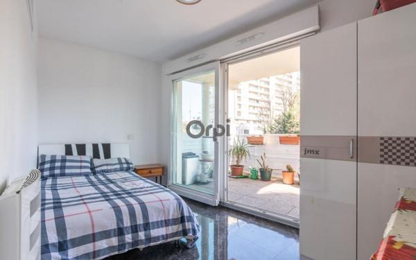 Appartement à vendre    2 pièces •  Joinville-le-Pont