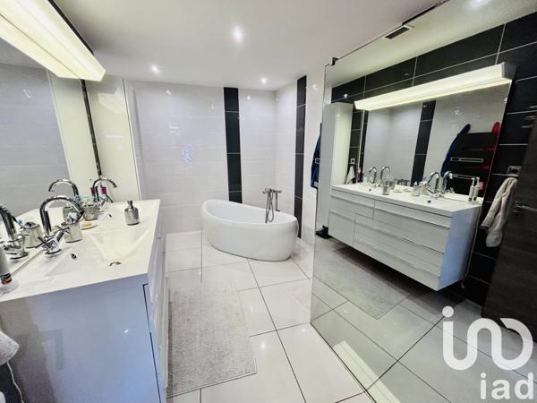 Maison à vendre 5 pièces 178 m² Rosselange