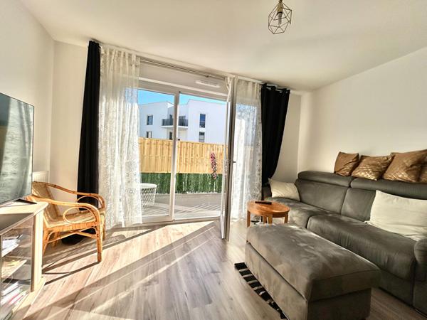 Appartement Poissy 3 pièce(s) 63 m2 €269 000 ** - Référence 9080
