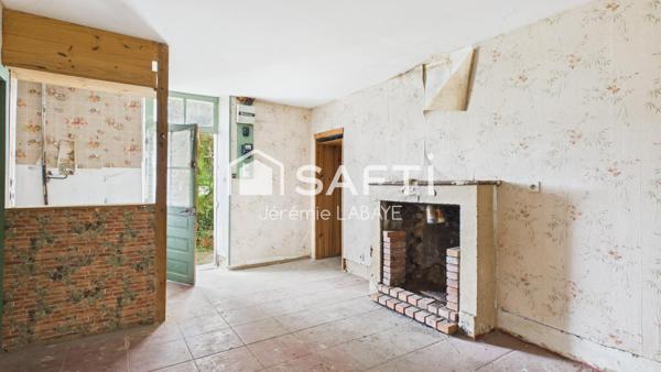 Maison à rénover avec terrain et dépendance