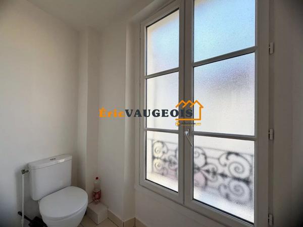 Location                                                      Appartement
                        
                     2 pièces                                         à Coulommiers