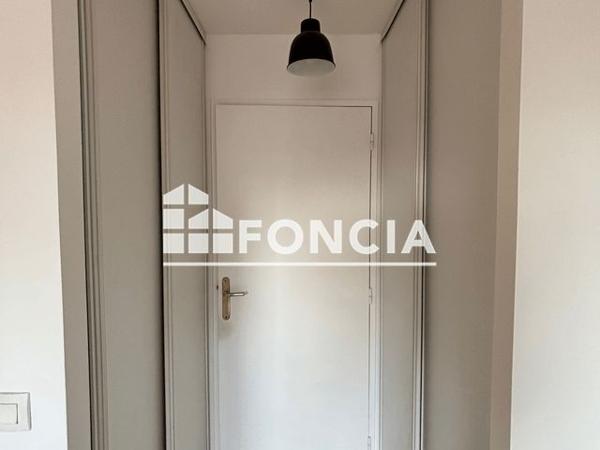 Location Studio 24.8 m² - 6 RUE DES PARISIENS Asnieres 92600