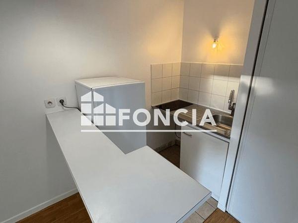 Location Studio 24.8 m² - 6 RUE DES PARISIENS Asnieres 92600