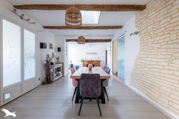 Maison à vendre |  Saint-Loup |  7 pièces | 193 m²