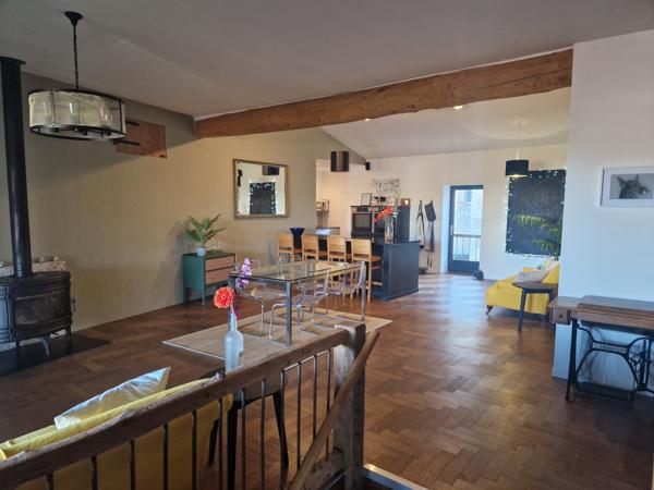 Castelnau-d'Arbieu (32500) MAISON EN PIERRE SUPERBEMENT RÉNOVÉE AU CŒUR D’UN VILLAGE, AVEC JARDIN ET PISCINE