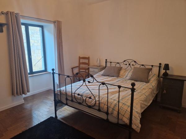 Castelnau-d'Arbieu (32500) MAISON EN PIERRE SUPERBEMENT RÉNOVÉE AU CŒUR D’UN VILLAGE, AVEC JARDIN ET PISCINE