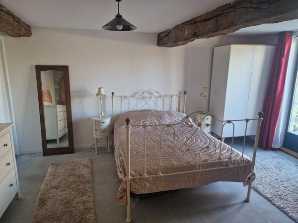 Castelnau-d'Arbieu (32500) MAISON EN PIERRE SUPERBEMENT RÉNOVÉE AU CŒUR D’UN VILLAGE, AVEC JARDIN ET PISCINE