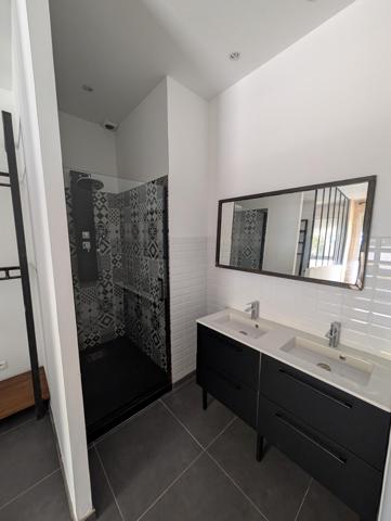 Appartement à BORDEAUX, 33100 - 3 pièces 66m²