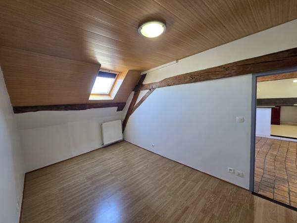 Appartement T3 plein centre-ville La Souterraine