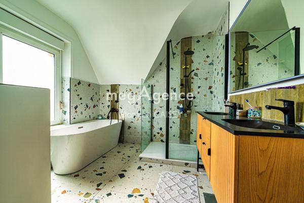 Maison à TREGASTEL, 22730 - 5 pièces 110m²