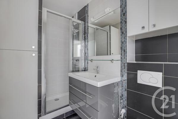 Appartement F1 à vendre  1 pièce - 30,45 m 2   PARIS  - 75015