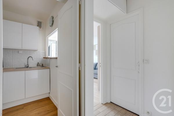 Appartement F1 à vendre  1 pièce - 30,45 m 2   PARIS  - 75015