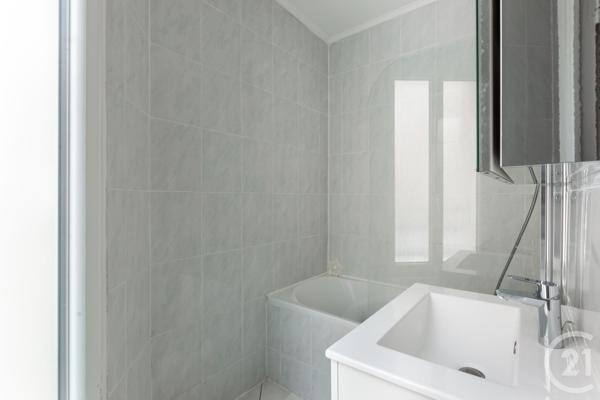 Appartement F4 à vendre  4 pièces - 96,50 m2 PARIS - 75018