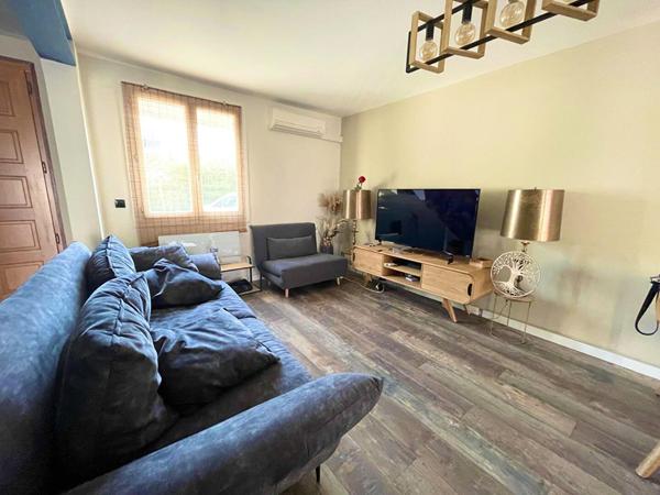 Maison Velleron 5 pièce(s) 90 m2