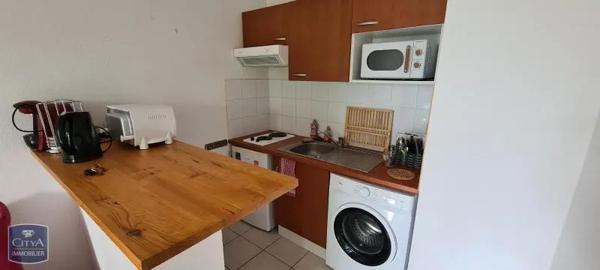 Appartement à louer 2 pièces 38m² Poitiers (86000)