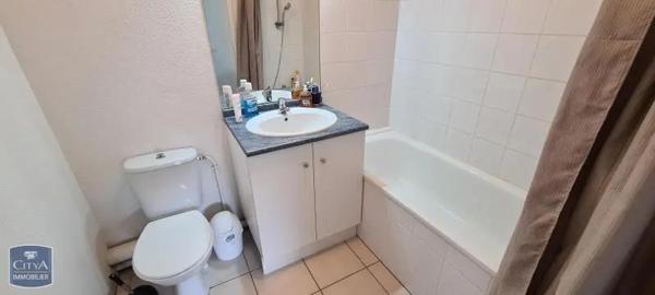 Appartement à louer 2 pièces 38m² Poitiers (86000)