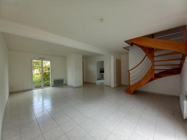 Maison individuelle à louer à Fougères en Ille-et-Vilaine (35300), ref : 35034-318486   
La Vigne