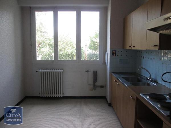 Appartement à louer 3 pièces 85.56m²