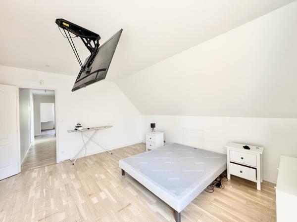 Maison
         8 pièces
        - 150 m² 515 000 € *