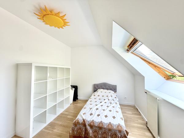 Maison
         8 pièces
        - 150 m² 515 000 € *