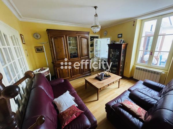 Maison
         4 pièces
        - 112 m² Exclusivité 182 000 € *