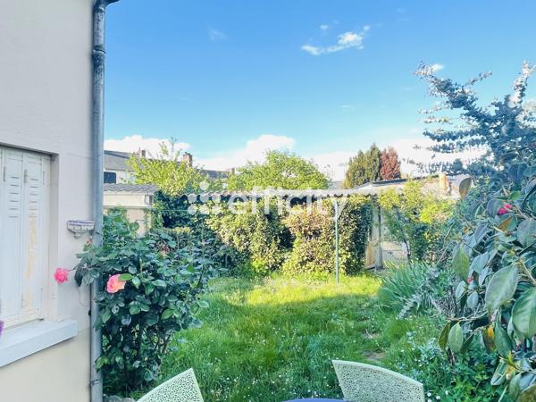 Maison
         4 pièces
        - 112 m² Exclusivité 182 000 € *
