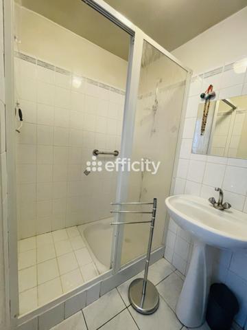 Maison
         4 pièces
        - 112 m² Exclusivité 182 000 € *