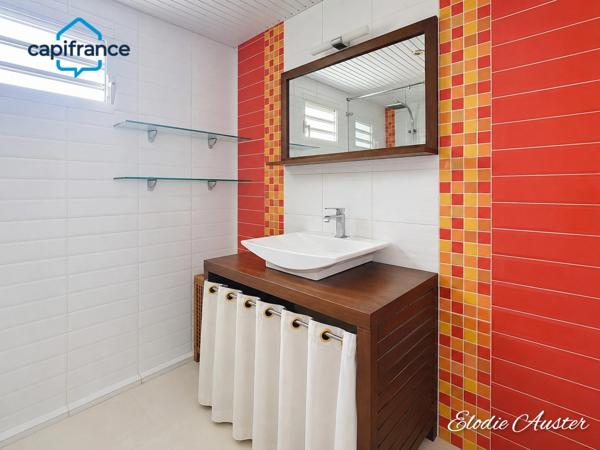 Appartement en duplex secteur recherché du Gosier
