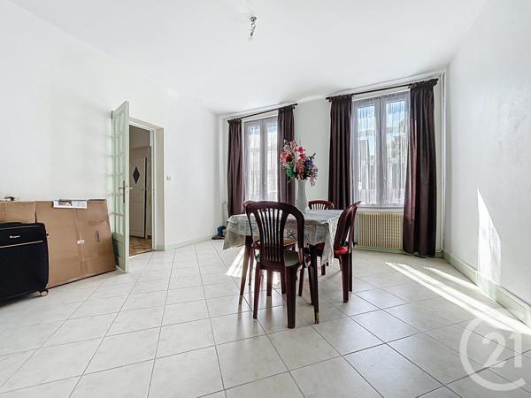 Maison à vendre  4 pièces - 87,76 m2 ROCHEFORT - 17