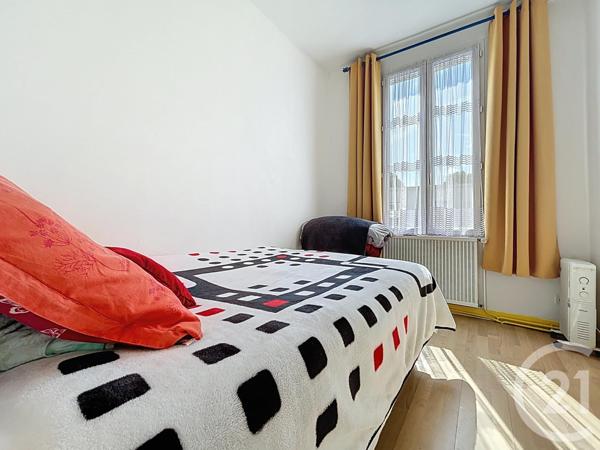 Maison à vendre  4 pièces - 87,76 m2 ROCHEFORT - 17