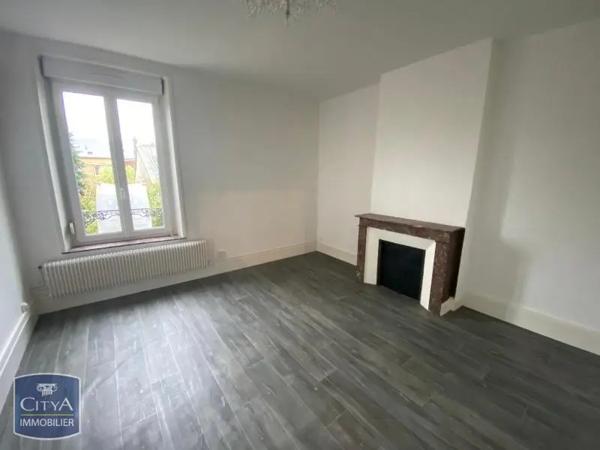 Appartement à louer 3 pièces 67.39m² Charleville-Mézières (08000)