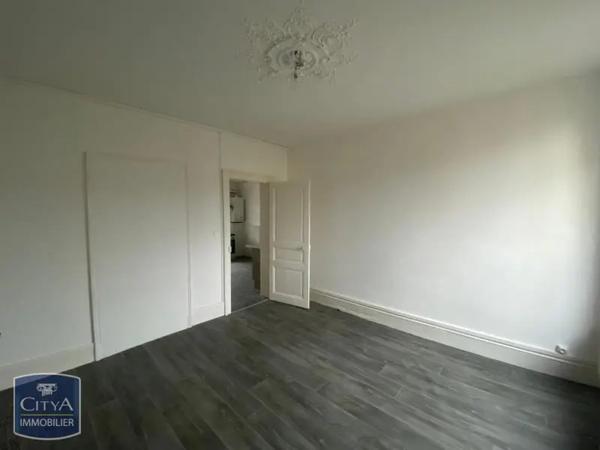 Appartement à louer 3 pièces 67.39m² Charleville-Mézières (08000)