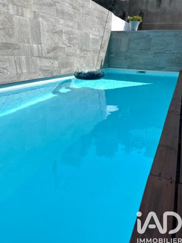 Maison à vendre 6 pièces 180 m² Saint-Pierre